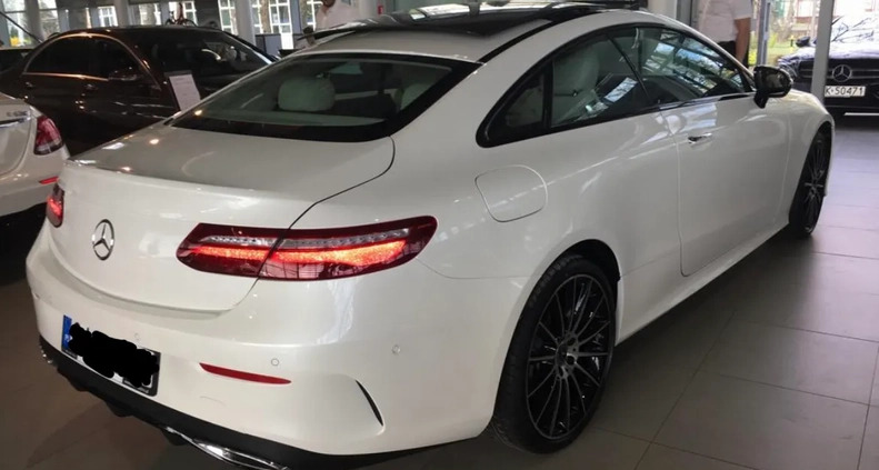 Mercedes-Benz Klasa E cena 235000 przebieg: 89000, rok produkcji 2018 z Warszawa małe 29